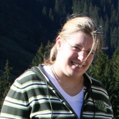 Steffi H&uuml;llenkr&auml;mer